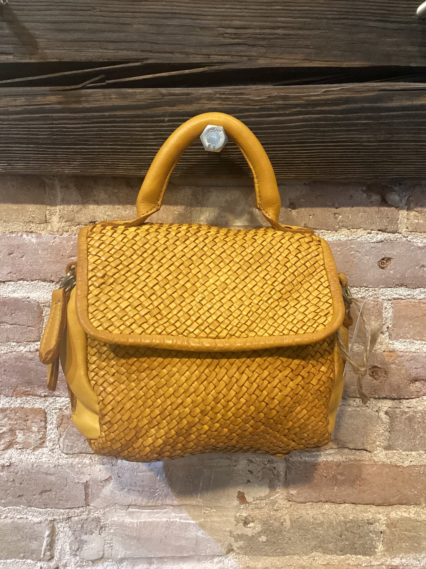 5244 yellow