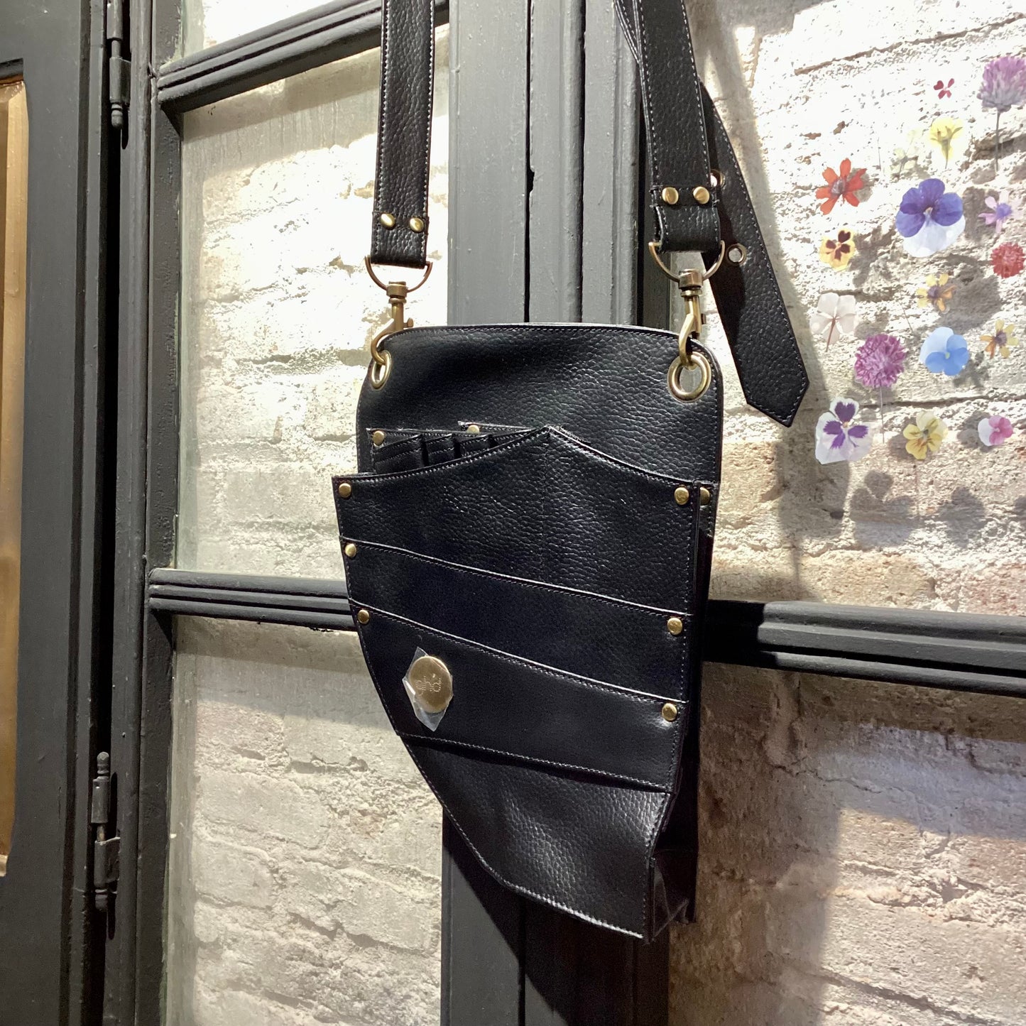 PORTA ARNÉS PELUQUERÍA