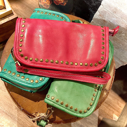 Cartera Tachuela