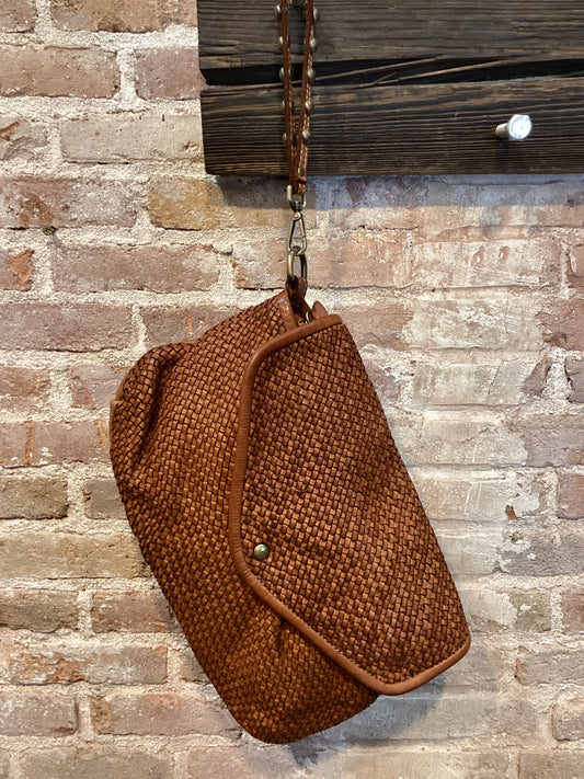 V082 Trenzado cuoio